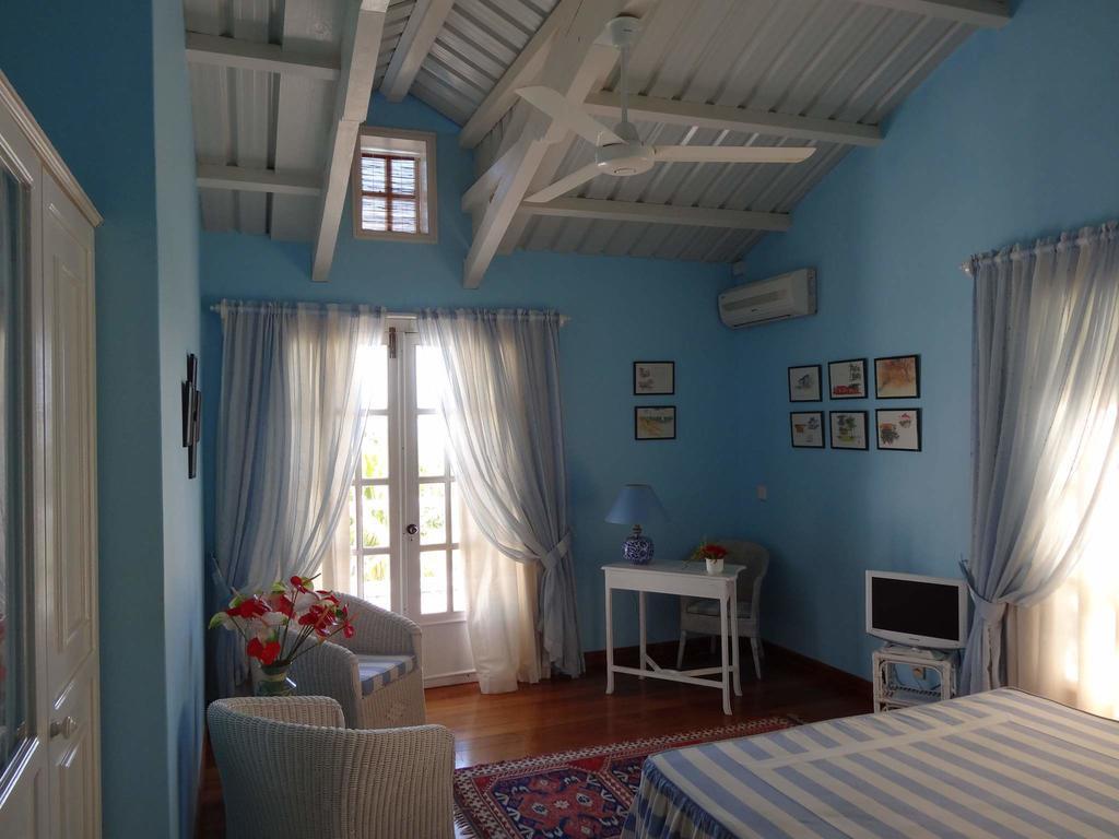 Bed And Breakfast Maison Papaye La Gaulette Bilik gambar