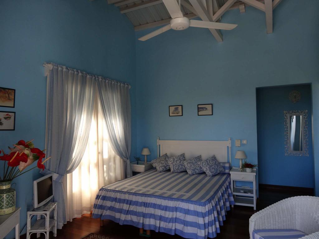 Bed And Breakfast Maison Papaye La Gaulette Bilik gambar
