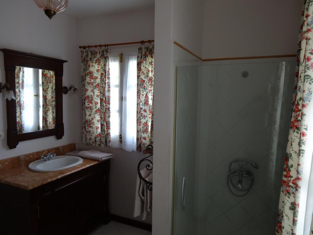 Bed And Breakfast Maison Papaye La Gaulette Bilik gambar